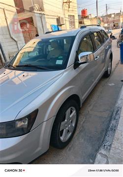 دودج جورني